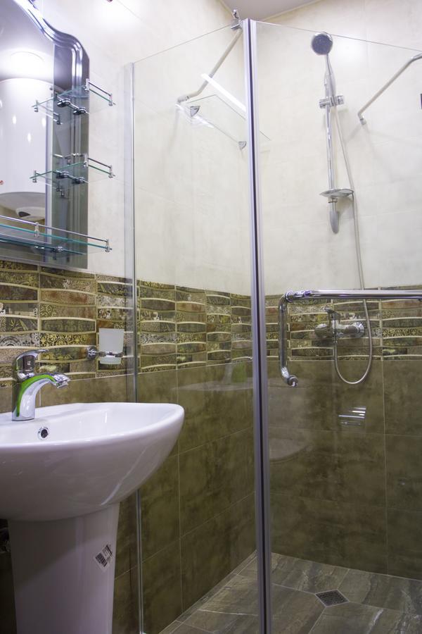 Apartament Denis In Apart-Otel Residenc バトゥーミ エクステリア 写真