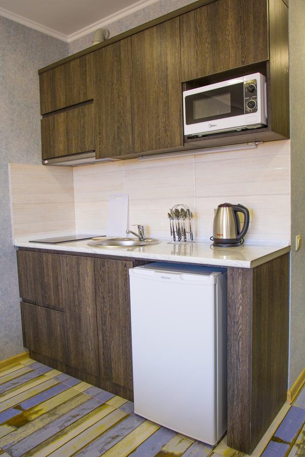 Apartament Denis In Apart-Otel Residenc バトゥーミ エクステリア 写真